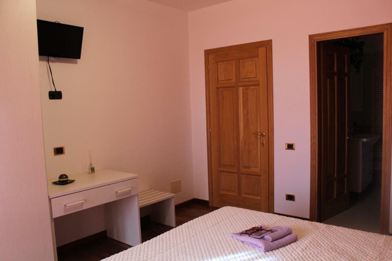 Il Mandorlo B&B Civitanova Alta Ngoại thất bức ảnh